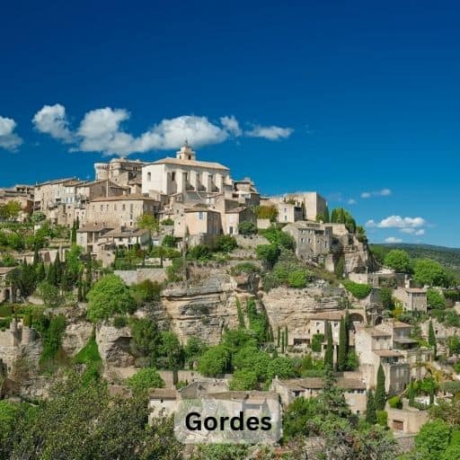 Gordes is a hilltop village and one of the best Luberon villages to visit.